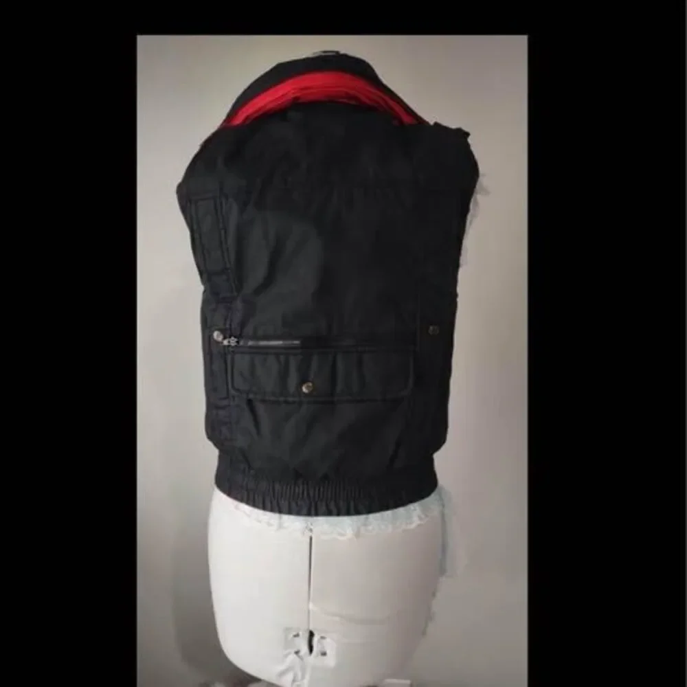 Boys size 8 London Fog Vest high altitude double sided red or black FLAW-No fron